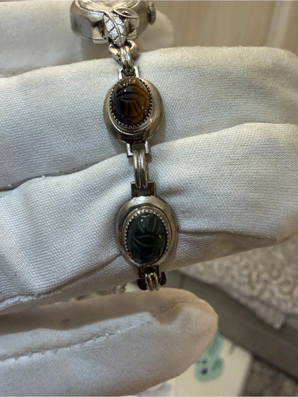 Vintage Helbros Scarab Bracelet Watch Ladies 17J Manual Wind Egyptian Revival